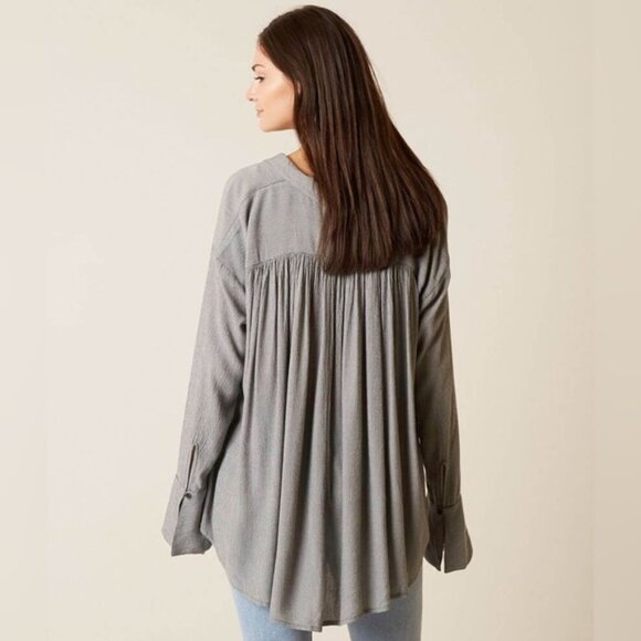 Free People Magic Breeze Shirt Size XS Oversized - Picture 2 of 12